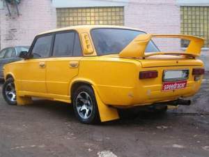 Lada m.spoilers - geltonas_nelambo