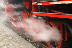 537872353_78cb437361_m