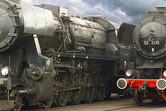 537872343_605968587f_m