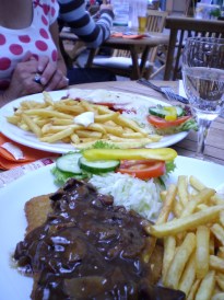 OLYMPUS DIGITAL CAMERA