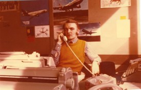 Leo op kantoor Hoogewerff Schiphol medio 1975 Scan10593