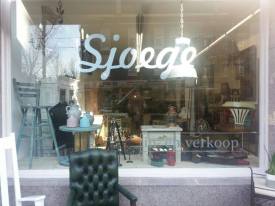 Sjoege etalage