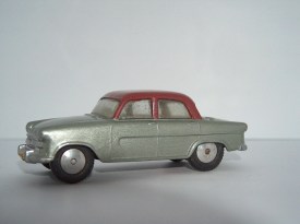 FRI-9013 - Standard Vanguard Corgi 210908 003