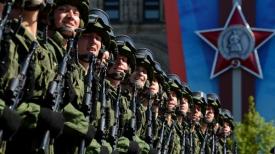 Russian soldiers in Moscow 0514 BnL4ZLECMAE4V48