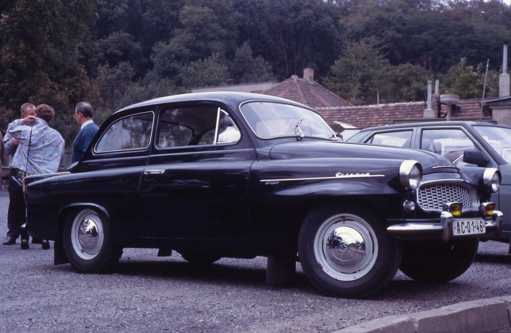 De huidige afbeelding heeft geen alternatieve tekst. De bestandsnaam is: ang19-skoda-octavia-1960-prg-150992-scan10017.jpg