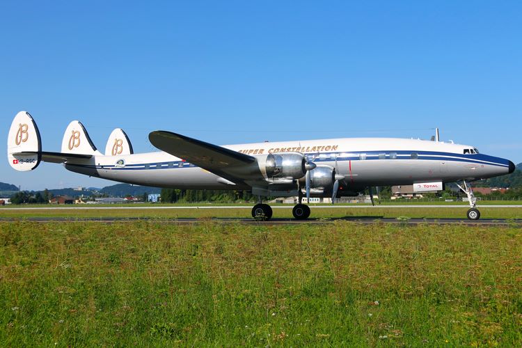 De huidige afbeelding heeft geen alternatieve tekst. De bestandsnaam is: lockheed-l1049g-breitling.jpg