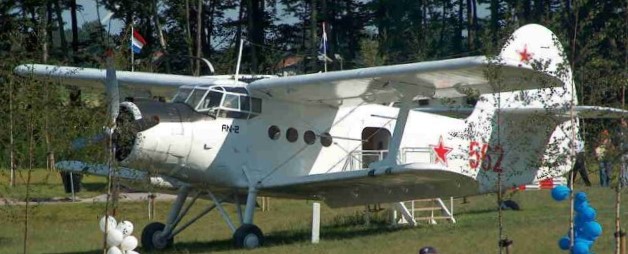 De huidige afbeelding heeft geen alternatieve tekst. De bestandsnaam is: antonov-an-2-aviodrome.0197.jpg