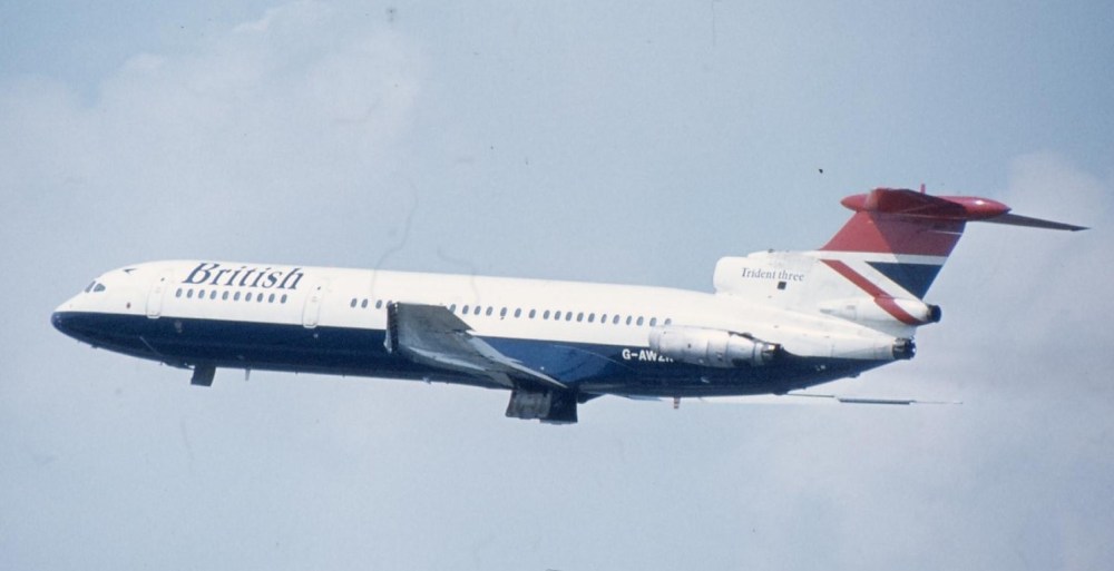 De huidige afbeelding heeft geen alternatieve tekst. De bestandsnaam is: 213347-bae-trident-three-ba-g-awzn-t.o.-spl-0681-scan10143.jpg