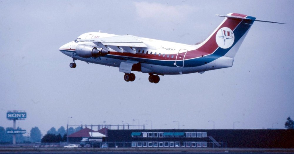 De huidige afbeelding heeft geen alternatieve tekst. De bestandsnaam is: 217103-eham-090785-bae-146-da-g-bkht-t.o.-scan10445.jpg