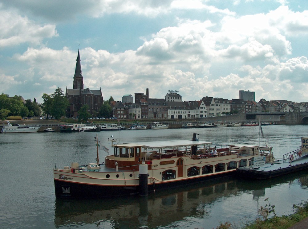 De huidige afbeelding heeft geen alternatieve tekst. De bestandsnaam is: hpim1755_edited.jpg