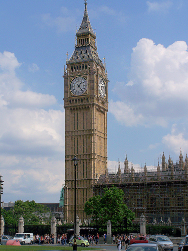 De huidige afbeelding heeft geen alternatieve tekst. De bestandsnaam is: weer-2-big-ben-london.jpg