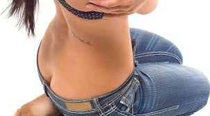 De huidige afbeelding heeft geen alternatieve tekst. De bestandsnaam is: naked-unterneath.jpg