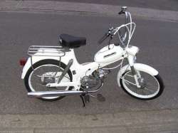 De huidige afbeelding heeft geen alternatieve tekst. De bestandsnaam is: puch-wit.jpg