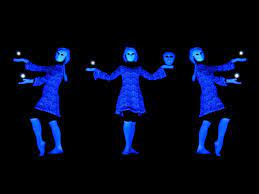 De huidige afbeelding heeft geen alternatieve tekst. De bestandsnaam is: praag-black-light-1.jpg