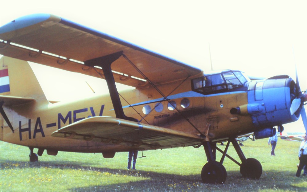 De huidige afbeelding heeft geen alternatieve tekst. De bestandsnaam is: an2-hungarian-ha-mey-tex-050889pict1462.jpg