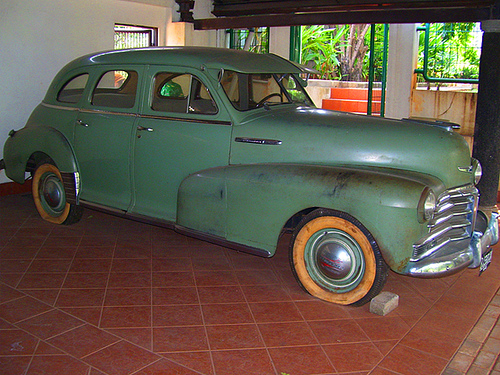 De huidige afbeelding heeft geen alternatieve tekst. De bestandsnaam is: chevrolet-stylemaster-1947-green-4d.jpg
