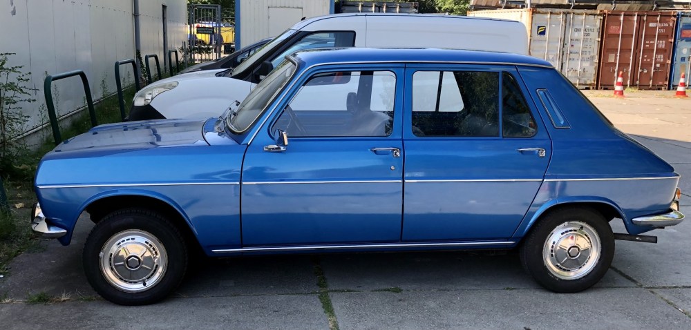 De huidige afbeelding heeft geen alternatieve tekst. De bestandsnaam is: simca-1100-blauw-uithoorn.jpg